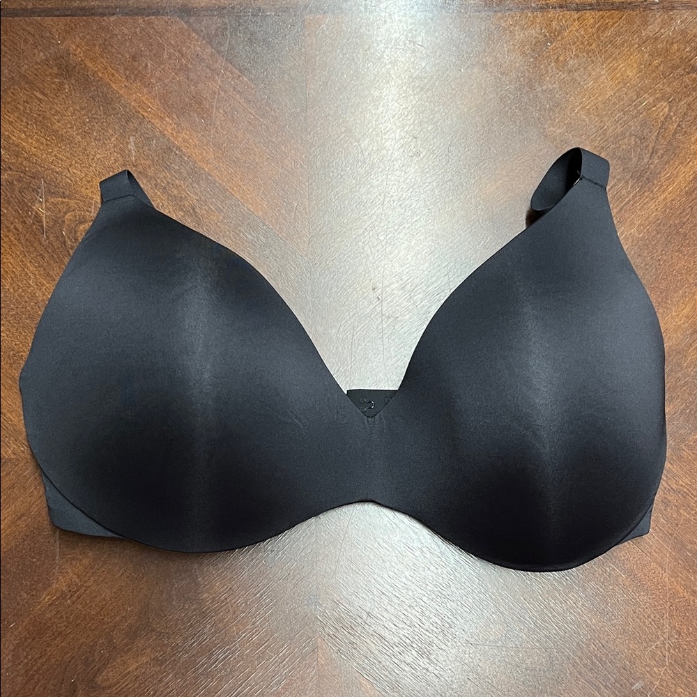 SKIMS Wireless Form Push Up Plunge Bra